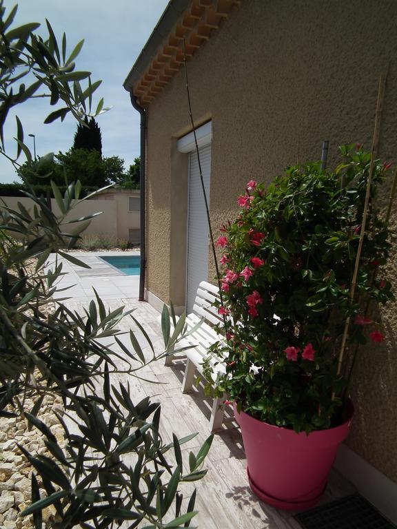 Les Lauriers Roses Hotel Bourg-lès-Valence Екстериор снимка