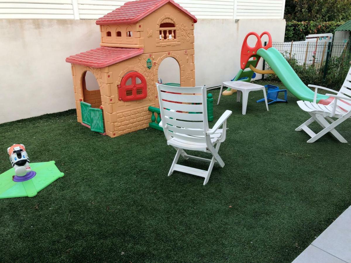 Les Lauriers Roses Hotel Bourg-lès-Valence Екстериор снимка